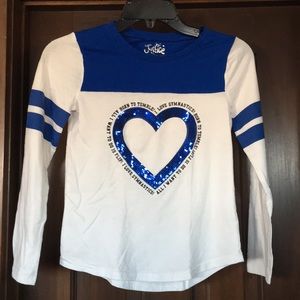Girl’s long sleeve top